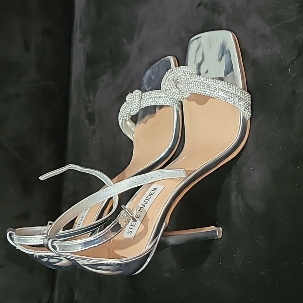 Steve Madden heels - Picture 2 of 4